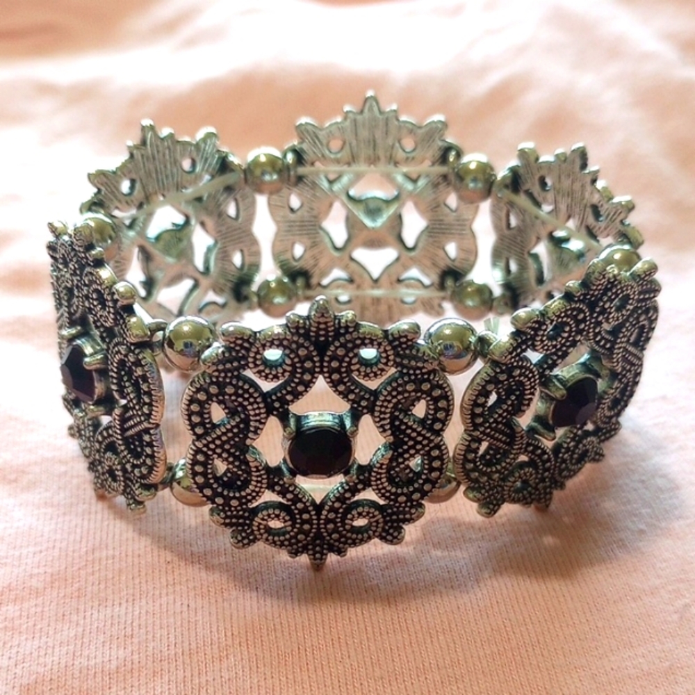 Elegant Silver and Black Bracelet